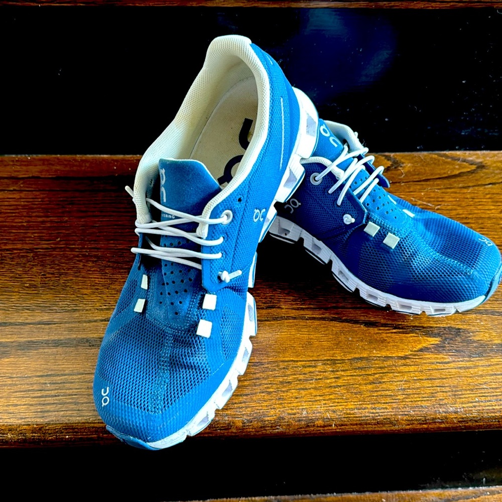 Love these On Clouds!!! Worn four times!